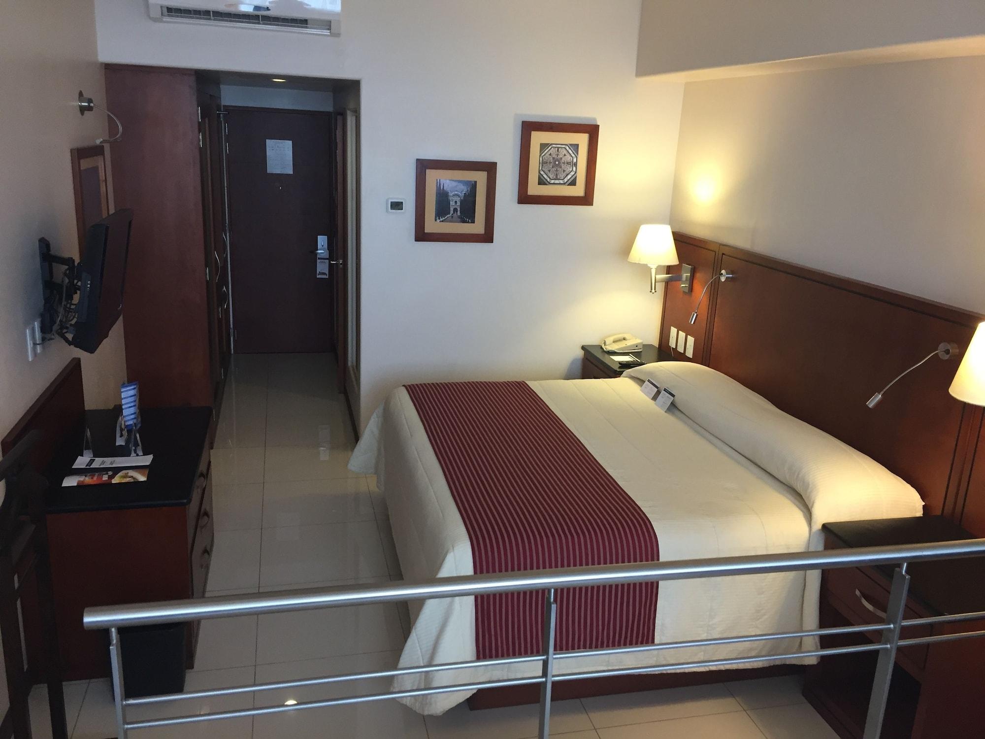Hotel Fortin Plaza Oaxaca Екстериор снимка
