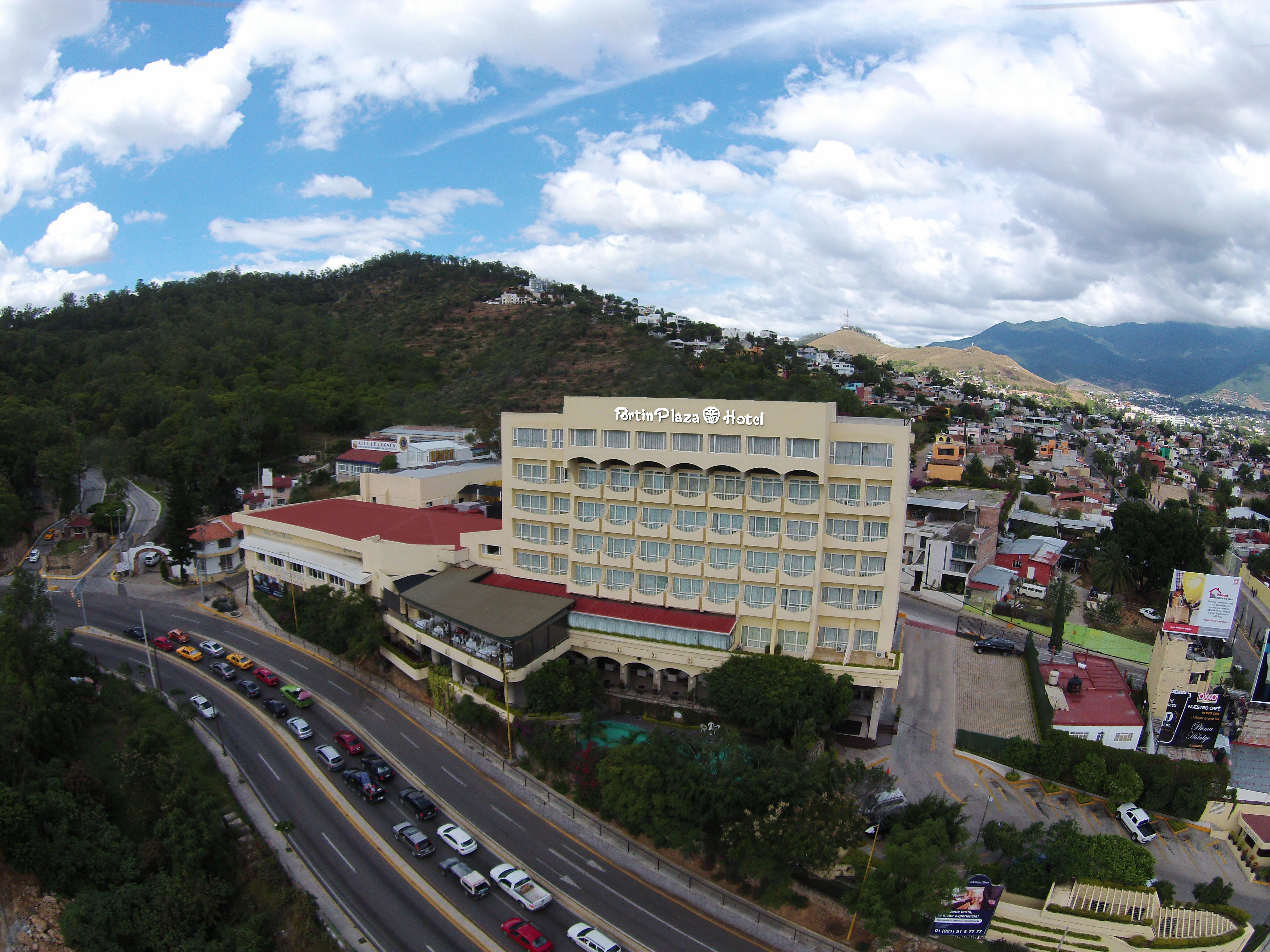 Hotel Fortin Plaza Oaxaca Екстериор снимка