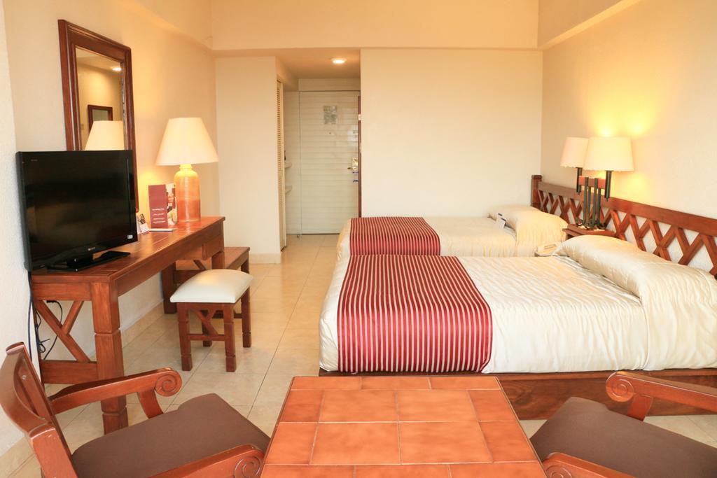 Hotel Fortin Plaza Oaxaca Екстериор снимка