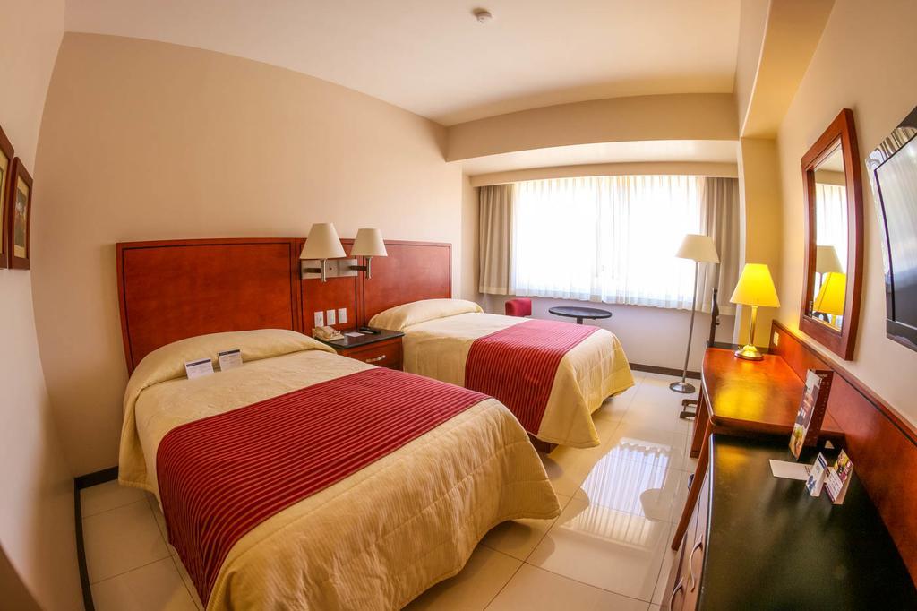 Hotel Fortin Plaza Oaxaca Екстериор снимка