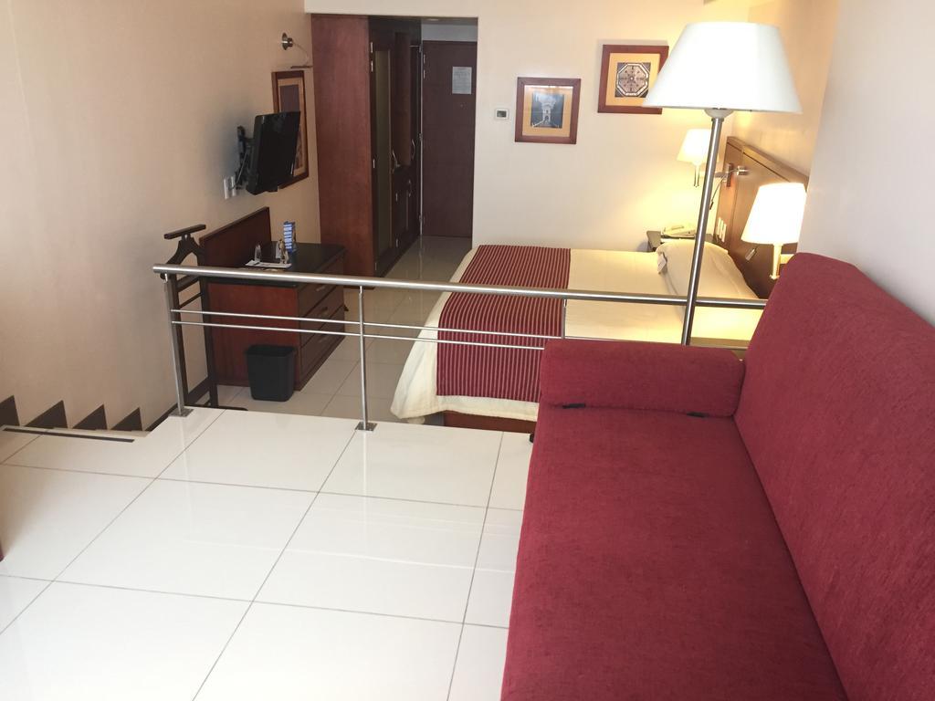 Hotel Fortin Plaza Oaxaca Екстериор снимка