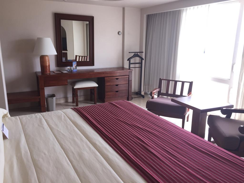 Hotel Fortin Plaza Oaxaca Екстериор снимка