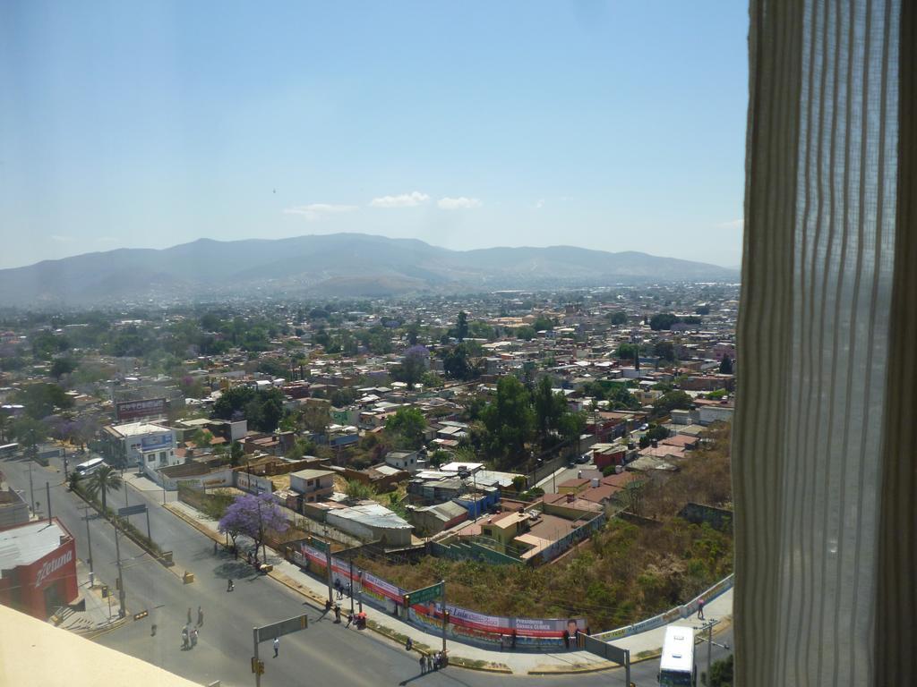 Hotel Fortin Plaza Oaxaca Екстериор снимка