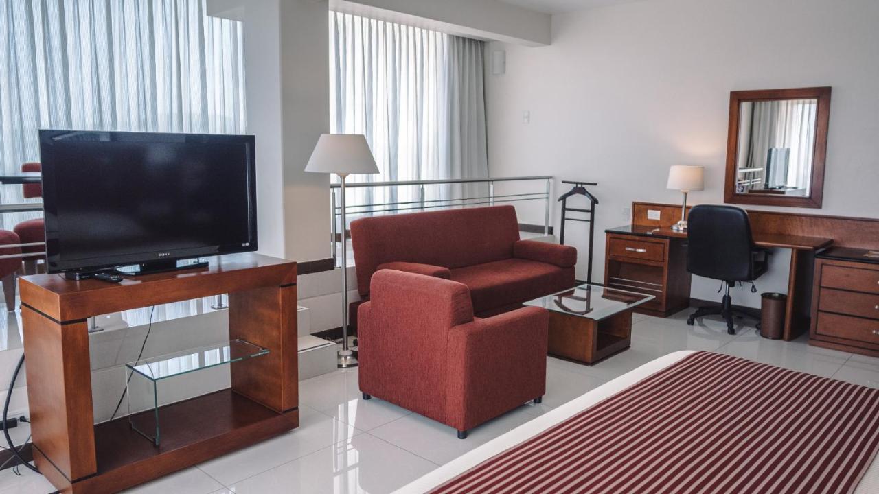 Hotel Fortin Plaza Oaxaca Екстериор снимка
